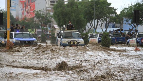 En Trujillo se dispuso medida para siete jurisdicciones que el 2017 fueron afectadas por huaicos. Especialista Carlos Bocanegra pide a la población que se prepare para “eventos climáticos extremos”. Centro de Operaciones de Emergencia solicitó que municipios alisten sus planes de contingencia. (GEC)