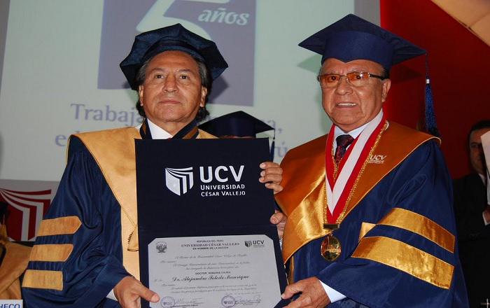 César Acuña: Alejandro Toledo recibió doctorado Honoris Causa de la UCV (VIDEO y FOTO)