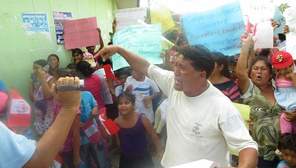 Pobladores de El Bendito exigen la carretera al presidente regional 