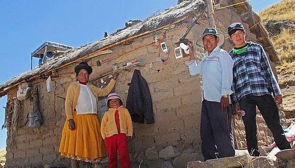 MEM electrifica zonas afectadas por heladas y friaje en Puno