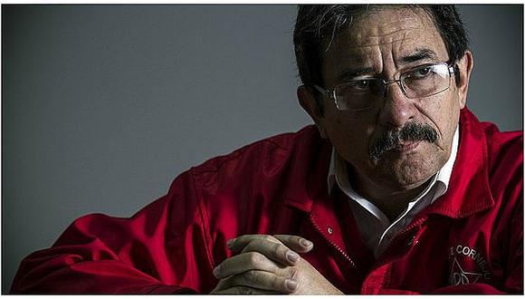 ​Enrique Cornejo renunció al Apra por la "seria crisis" que atraviesa el partido