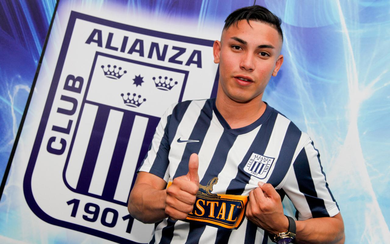 Jean Deza analiza propuestas para seguir su carrera en el exterior (Foto: Alianza Lima)