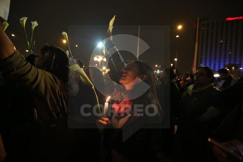 Así se desarrolló la marcha por la muerte de Eyvi Ágreda (FOTOS)