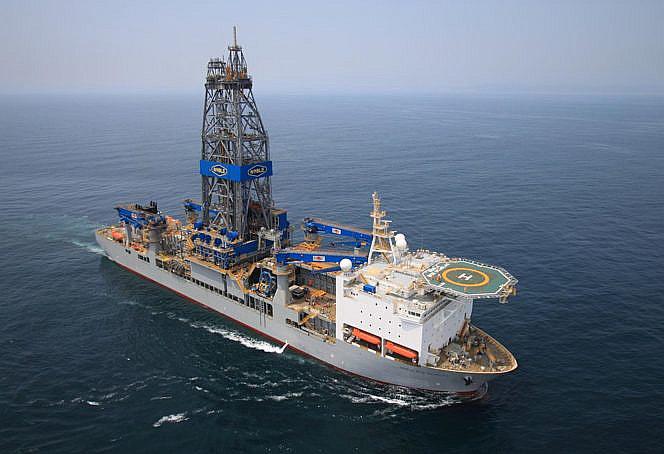 La firma de cinco contratos petroleros es bueno para el país