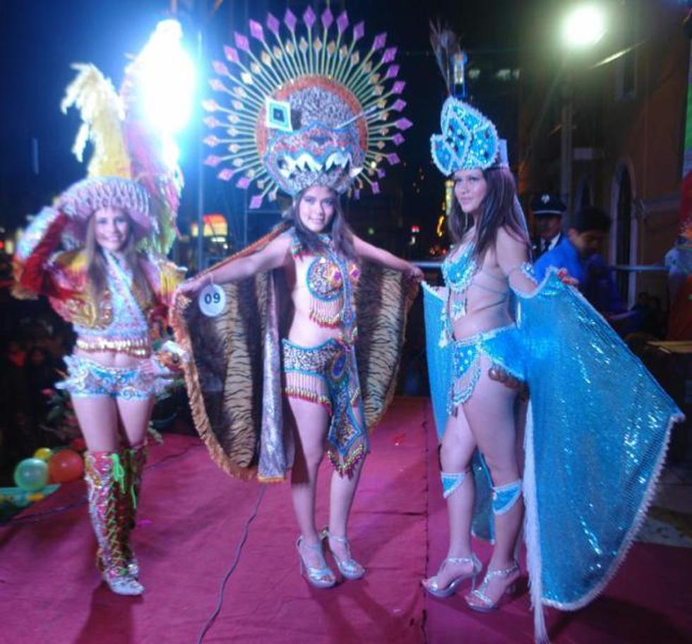 Jessica es la reina del carnaval en Huánuco