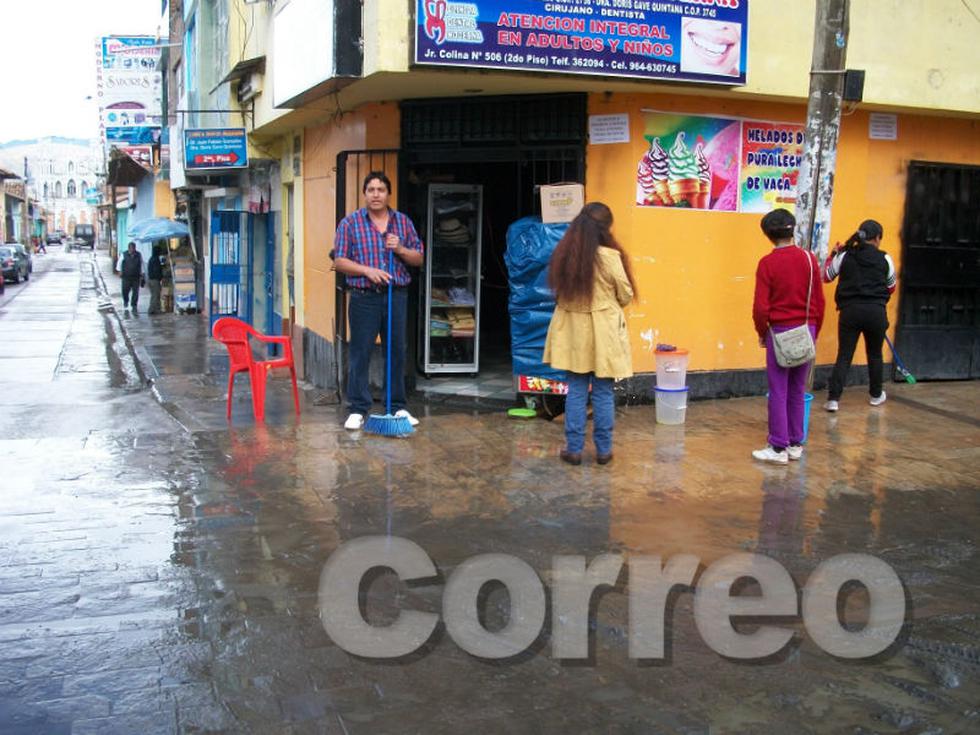 Lluvia torrencial deja 15 casas inundadas en Jauja 