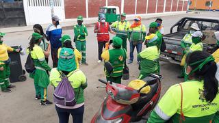 Municipio de Ica entrega equipos biomédicos a personal de limpieza