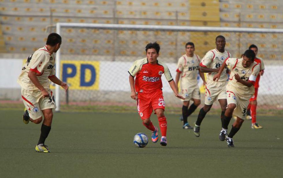 JB viene cayendo 2-0 ante Sporting Pizarro en Tumbes