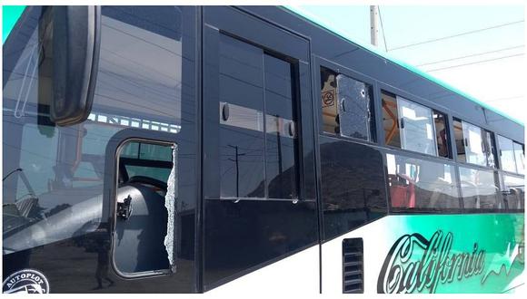 Extorsionadores disparan ocho balazos a microbús en La Esperanza 