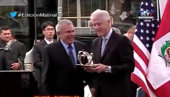 Bill Clinton y Luis Castañeda firman convenio para avanzar en la acción climática de Lima 