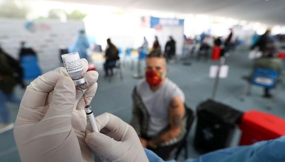 El ministro de Salud, Hernando Cevallos, advirtió que no se cumple cronograma del gobierno anterior sobre llegada de vacunas. (Foto: Alessandro Currarino / GEC)