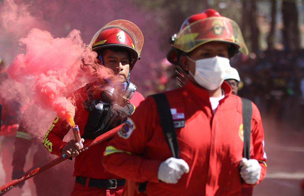 Así fue la parada y desfile por Fiestas Patrias en Cusco (FOTOS)