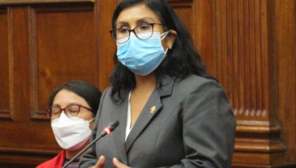 Legisladora de Katy Ugarte también pidió a María del Carmen Alva que se realice un Pleno Mujer para debatir y aprobar iniciativas legislativas sobre el tema.