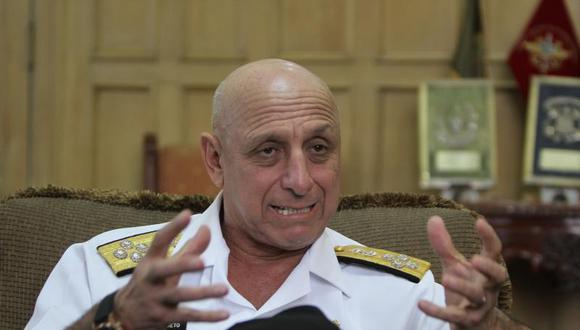 Jefe del Comando Conjunto de las Fuerzas Armadas cuenta los pormenores de la "Operación Camaleón"