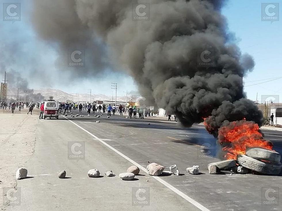 Tía María: ​Manifestantes se enfrentan a policías para ocupar la Panamericana Sur (FOTOS)