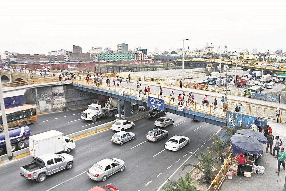 ​Atención transportistas: Aplican desvíos en el puente Huánuco