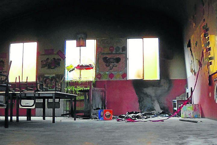 Delincuentes roban e incendian parte del Centro Educativo Inicial N° 121