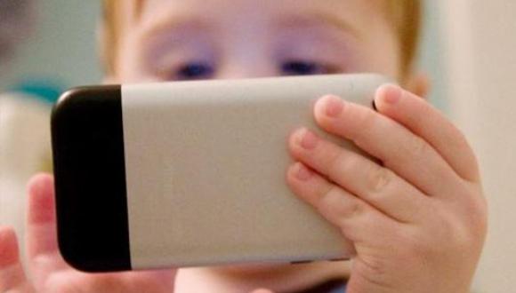 ​¿Cómo cuidar a nuestros hijos de los smartphones?
