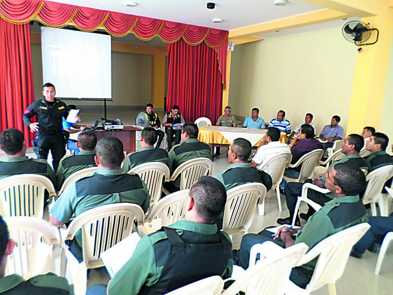 Realizan capacitación para serenos en Túpac Amaru