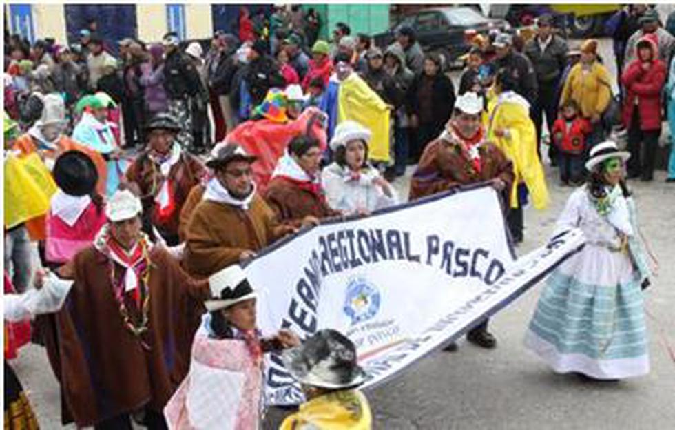 Pasco inicia la celebración del Carnaval Cerreño