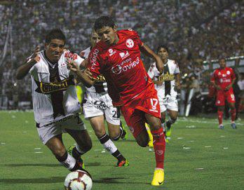 Aurich debe hacer respetar la casa