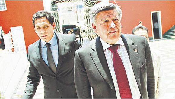 La fiscalía investiga a Acuña Peralta y Valdez Frías por el proceso de concesión del proyecto Chavimochic y su posible vinculación en la planilla oculta de la empresa Odebrecht.