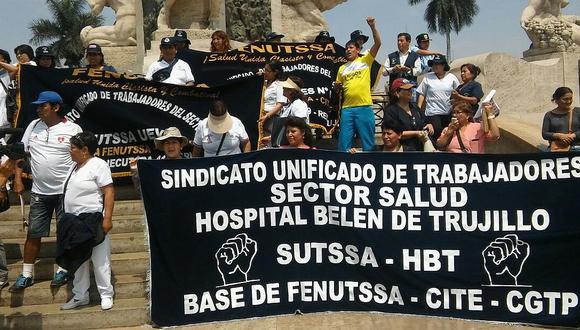 La Libertad: Trabajadores del sector Salud reclaman aumento de sueldos y nombramientos 
