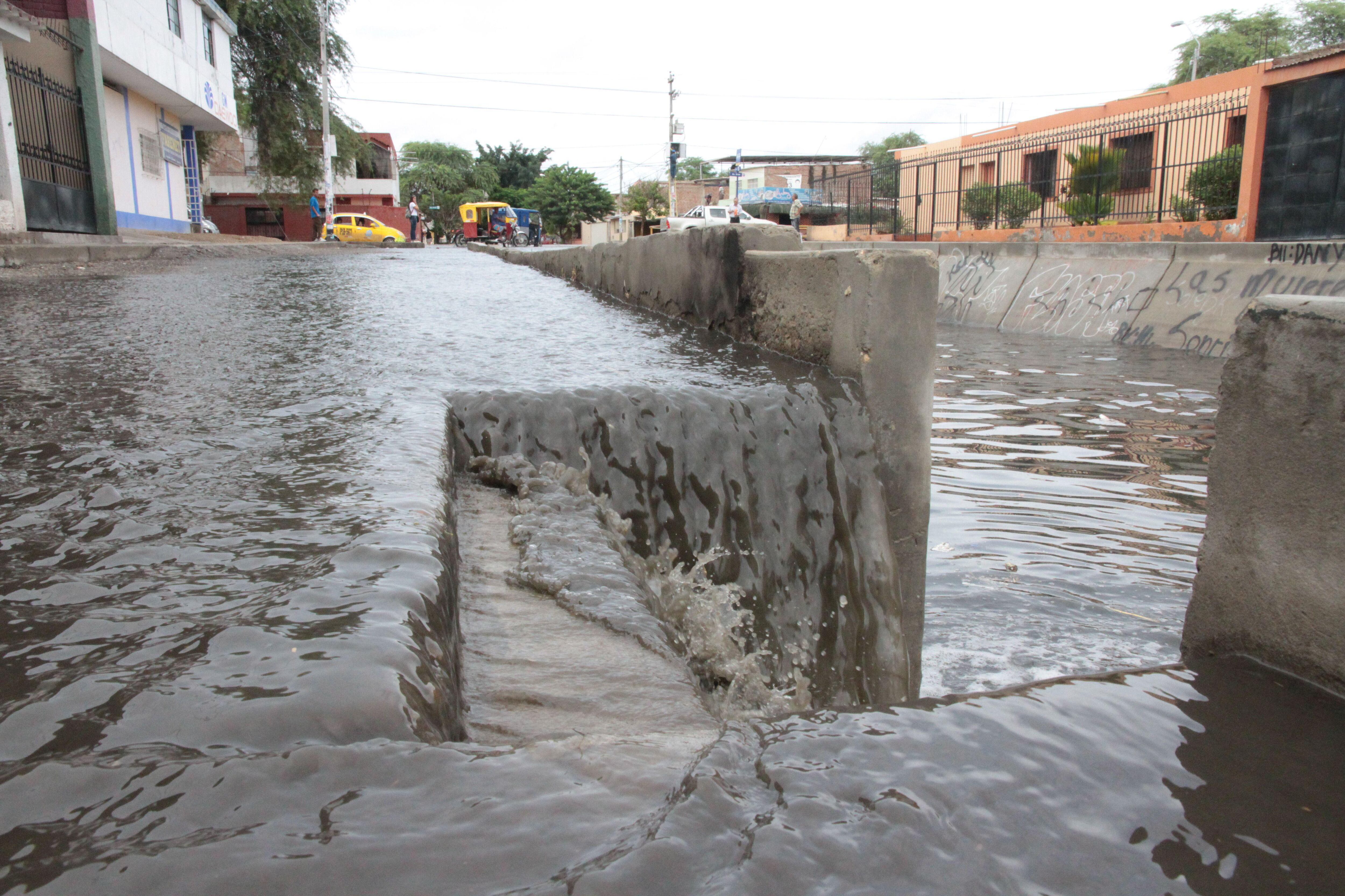 Piura: Inundación de Urbanización El Chilcal desnuda falta de prevención (VIDEO)