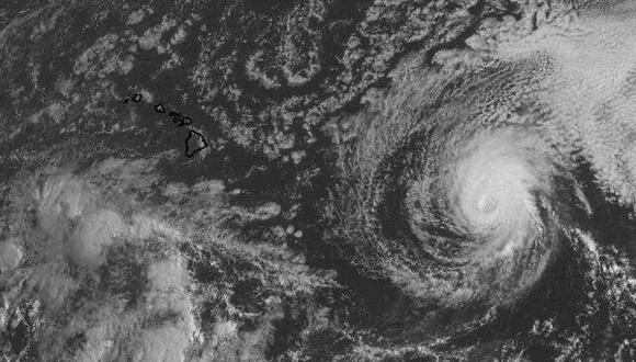 Autoridades en alerta: El huracán Isell llega hoy a Hawai