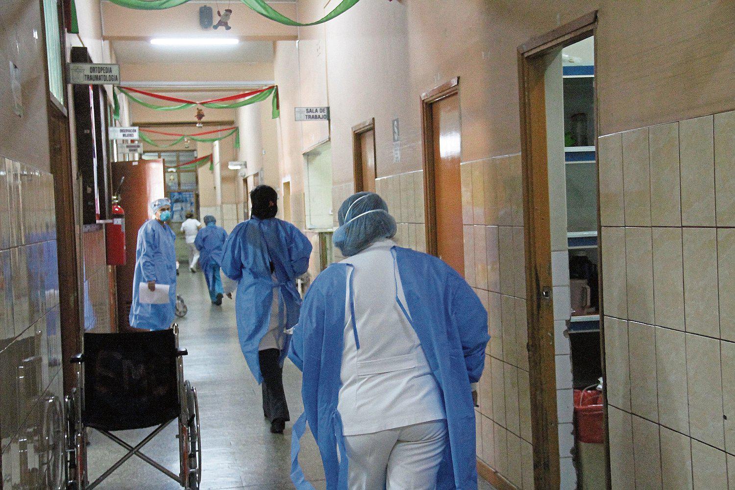 Zona COVID - 19 del hospital Honorio Delgado sin conexiones eléctricas