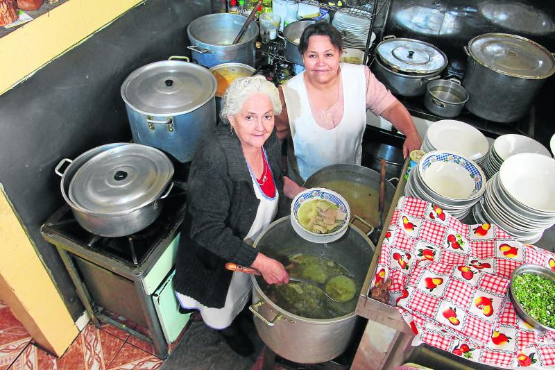 "La ponderosa" de los caldos y el rachi de panza