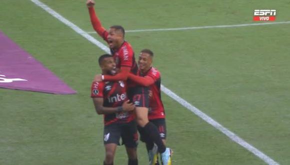 Gol de Alex Santana para el 1-0 de Paranaense vs. Palmeiras. (Captura: ESPN)