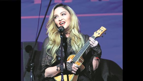 Madonna no soportó más y lloró en pleno concierto por esta razón (VIDEO)