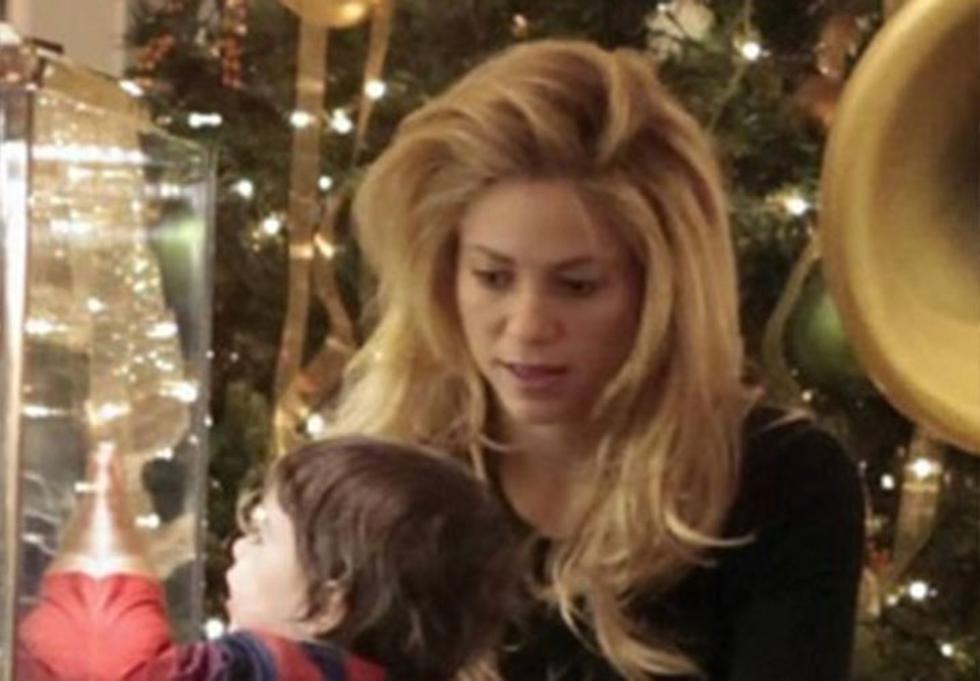 Shakira lució demacrada mientras realizaba sus compras navideñas (FOTO)