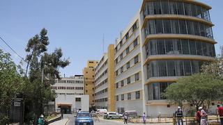Se pierden historias clínicas en hospital de Arequipa por rotura de tubería (VIDEO)