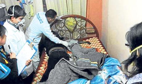 Mata a su hijo y se suicida