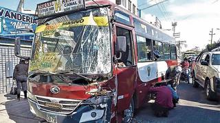 Municipalidad de Arequipa no sanciona a buses del SIT que provocan accidentes