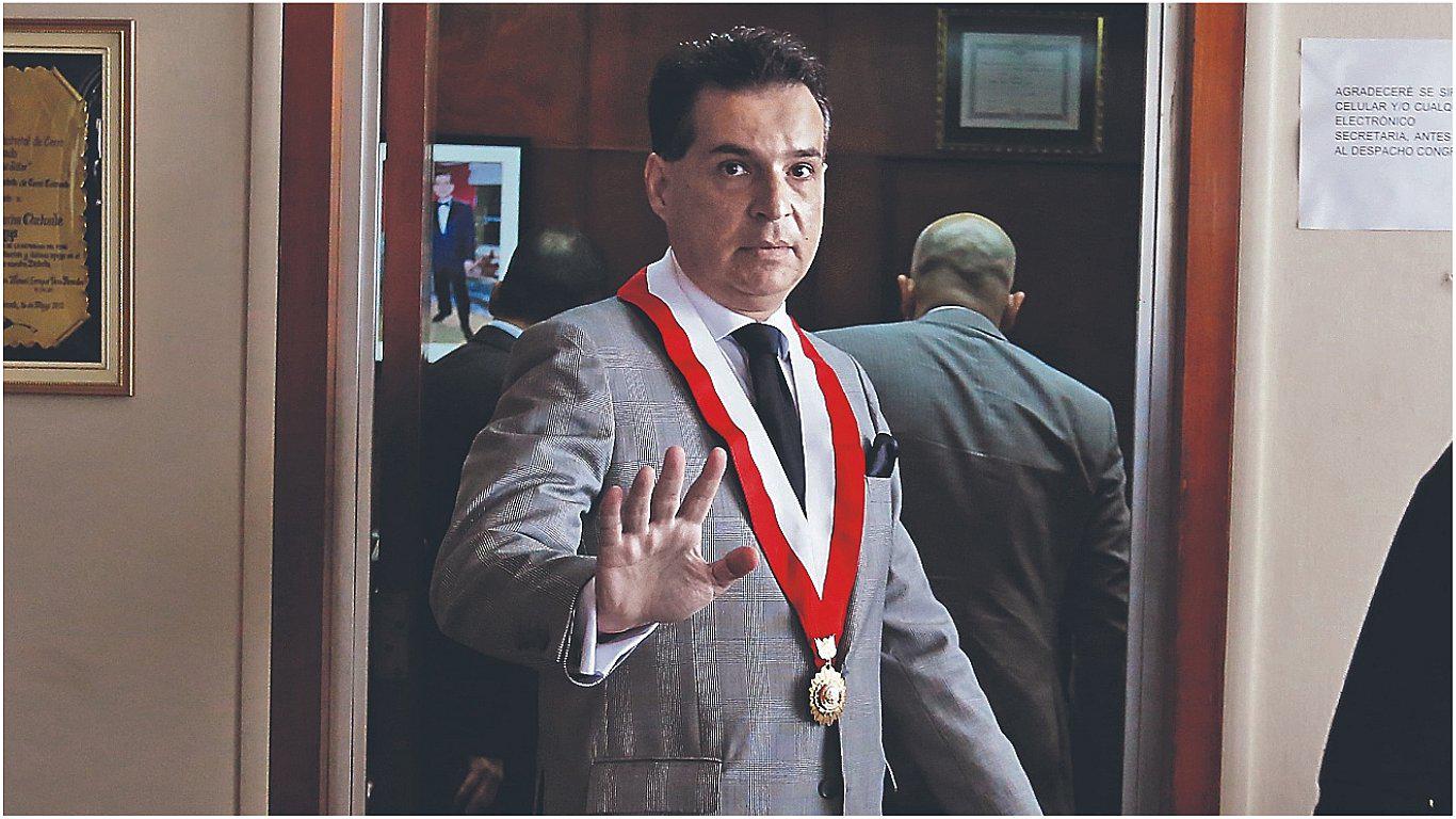 Omar Chehade: “Ollanta y Nadine fugarán si el TC los libera”