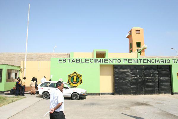 Mujer quería meter droga a penal en vagina