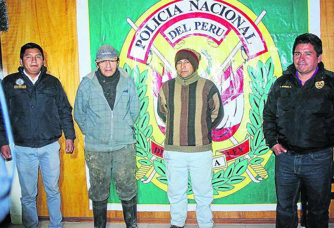 ​Llevaban a menores en camión para pelar pollos