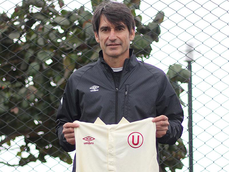 Óscar Ibáñez es el nuevo técnico de Universitario de Deportes