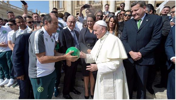 Chapecoense: Papa Francisco se reunió con equipo de fútbol brasileño (VIDEO)