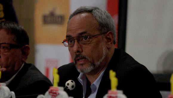 Manuel Burga: La selección peruana hará una gira por África