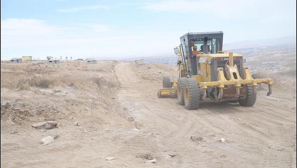 Arreglaran carreteras de parte alta de Paucarpata