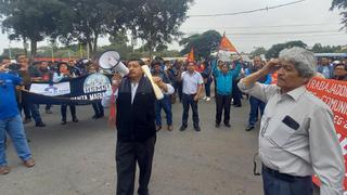 Protestan por el cumplimiento de convenio colectivo en el Gobierno Regional de Ica