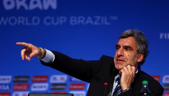 Brasil 2014: FIFA niega plan para que árbitros sean permisivos con las faltas 