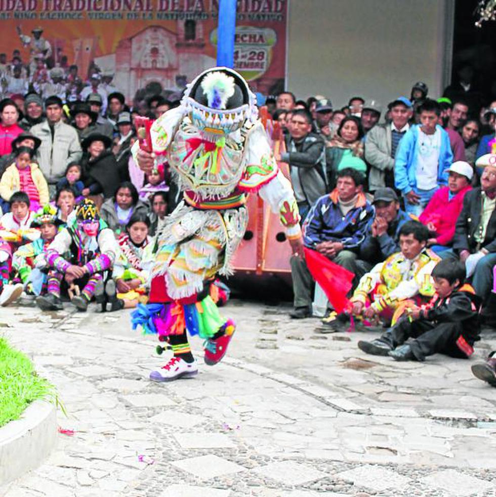 "Siwarcito", pasión por la danza y la artesanía
