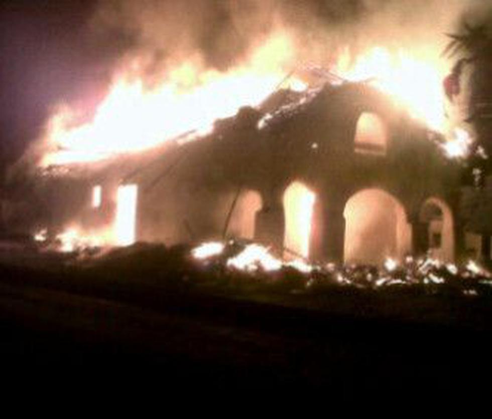 Queman iglesia histórica en Semana Santa 