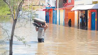 Llanto y dolor por torrenciales lluvias en Piura