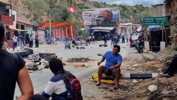 El noveno día de protestas – a nivel nacional – registrado en el departamento de Huánuco, acabó en enfrentamientos entre manifestantes y policías, dejando como saldo varios heridos. / Foto: Correo